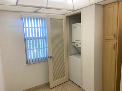 Palm-Aire Building 112 unit 504, Pompano Beach, FL 33069 - photo 5