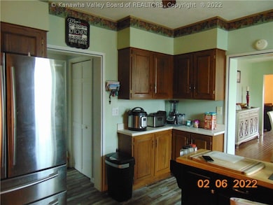 202 25th St, Dunbar, WV 25064 - photo 6