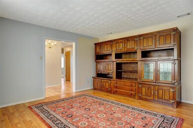 87 Micajah Davis Ln, Denison, TX 75020 - photo 6