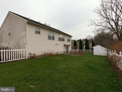 329 Winding Way, Womelsdorf, PA 19567 - photo 7