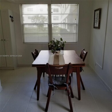 130 Brighton Dr unit D, Boca Raton, FL 33434 - photo 2