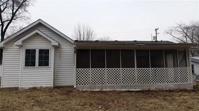 673 2nd St SW, Linton, IN 47441 - photo 7