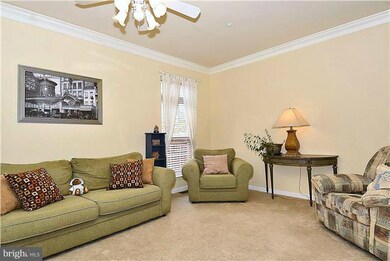 20805 Shamrock Glen Cir, Germantown, MD 20874 - photo 4