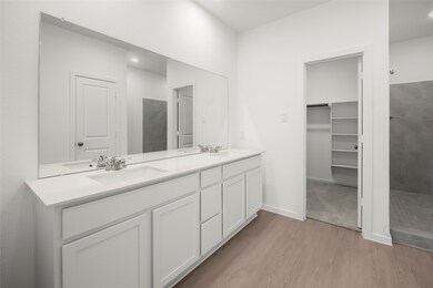 1947 Stargazer Ln, Angleton, TX 77515 - photo 5