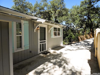 196 Whispering Oak Ln, Lakehills, TX 78063 - photo 2