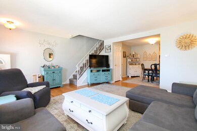 3656 Genesee Dr, Philadelphia, PA 19154 - photo 3