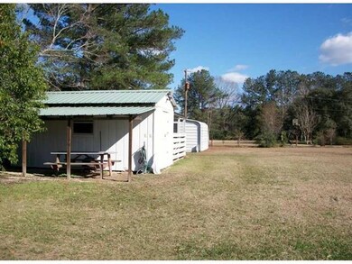 Stable/Barn.