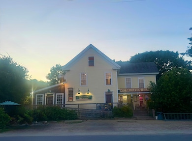 62 W Main St, Vinalhaven, ME 04863 - photo 4