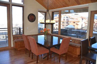 DINING ROOM GRANITA UNIT #402, MV