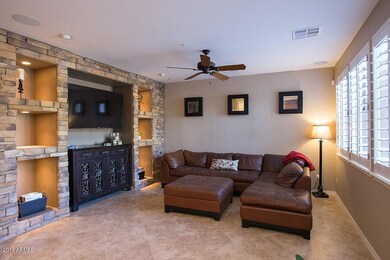 9226 E Desert View-15