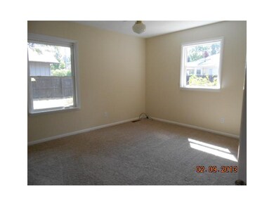 801 Maple Dr, Frankfort, IN 46041 - photo 7