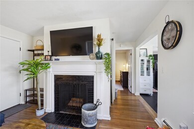 542 Angell St unit 4, Providence, RI 02906 - photo 5