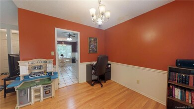 8 Vail Ct, Asheville, NC 28806 - photo 7