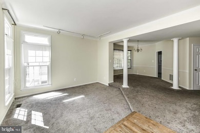 13714 Rosetree Ct, Chantilly, VA 20151 - photo 5