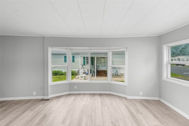 2718 E Park Ln, Erie, PA 16506 - photo 7