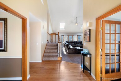 452 Bond Dr, Batavia, IL 60510 - photo 3