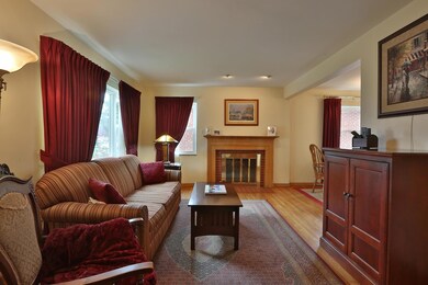 Living room 2