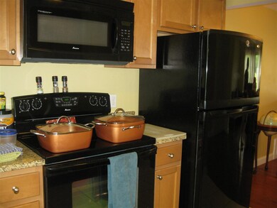 28 Pendleton Ln, Londonderry, NH 03053 - photo 2