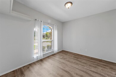 941 Circle View Ln, Denton, TX 76210 - photo 6