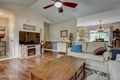 007_p8311387_88_89_90_91_92_93