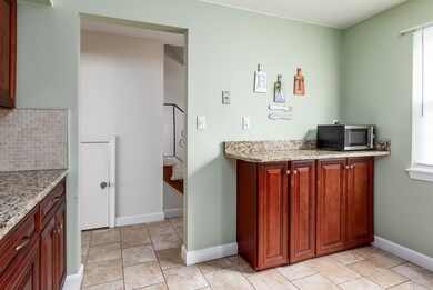 1105 Windsor Dr, Framingham, MA 01701 - photo 5