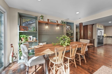 11416 Forest Knoll Cir, Fishers, IN 46037 - photo 7