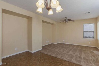 3004_E_Franklin_Ave_05