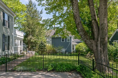 14 W Elm St, Yarmouth, ME 04096 - photo 4