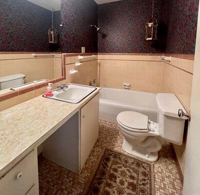 1823 James St, Jonesboro, AR 72401 - photo 5