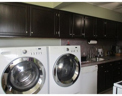 1055 James St unit 1055, Chicopee, MA 01022 - photo 6