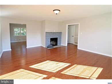 22 Whitehall Cir, Wilmington, DE 19808 - photo 2