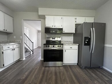 2902 Falcon Bridge Dr, Columbus, OH 43232 - photo 6