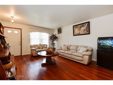 18204 Idlewild Dr, Country Club Hills, IL 60478 - photo 3