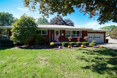 415 Edgewood Dr, Columbiana, OH 44408 - photo 3