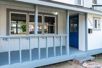 4_FrontDeck