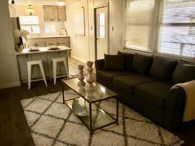 9566 Old Stage Rd unit 14, Gold Hill, OR 97525 - photo 5