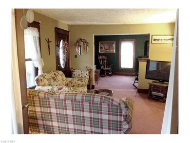 Cozy country front room