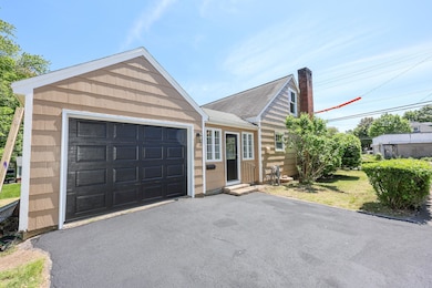 OVERSIZED ONE-CAR GARAGE