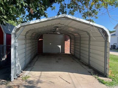 318 16th Ave, Franklin, NE 68939 - photo 2