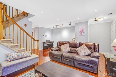 105 Appletree Ct, Monmouth Junction, NJ 08852 - photo 7