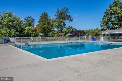 718 Bayberry Ln, Monroe, NJ 08094 - photo 4