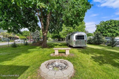 Firepit Back yard
