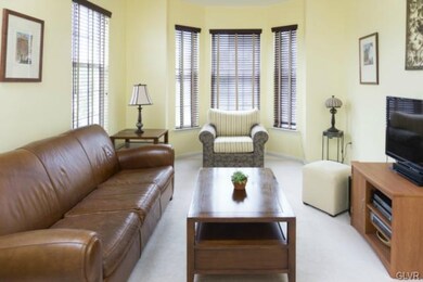 5151 Spring Ridge Dr E, Macungie, PA 18062 - photo 4