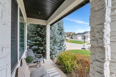 9435 N Aspen Hollow Cir, Highland, UT 84003 - photo 6