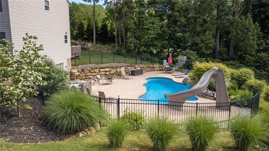 7283 Carls Hill Rd, Zionsville, PA 18092 - photo 6