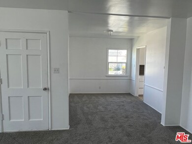 Living room & dining area