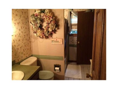 3931 Venice Dr, Erie, PA 16506 - photo 4