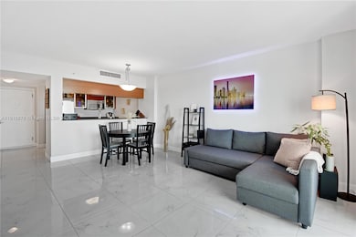 1800 Club unit 4106, Miami, FL 33132 - photo 4