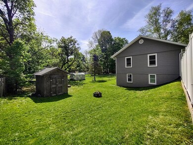 21 N Barrett St, Niles, MI 49120 - photo 3