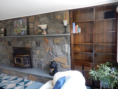 220 Hillcrest Ave, Troy, NY 12180 - photo 4